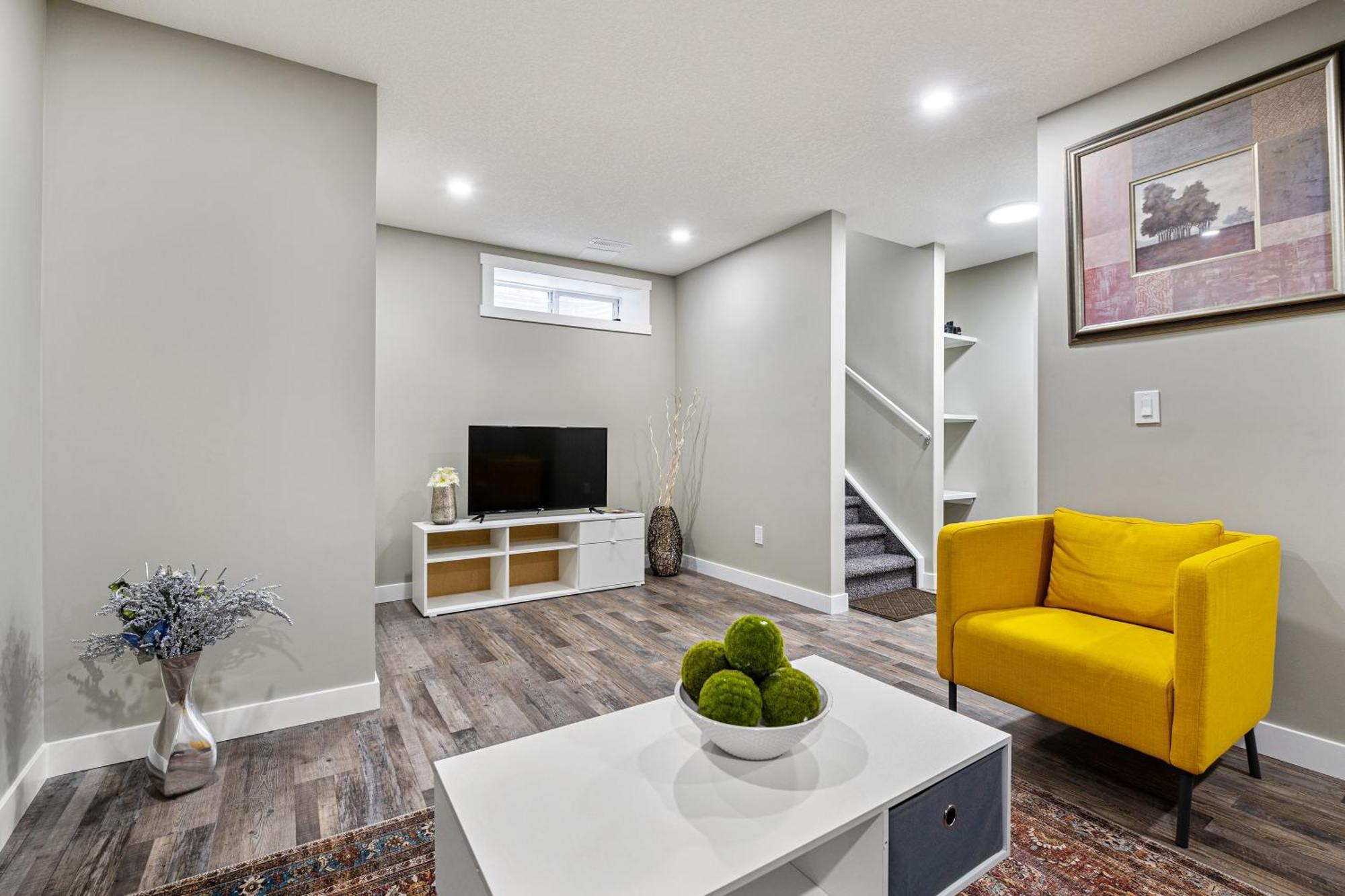 Modern 2 Bedroom Basement Suite With Laundry YYC Dış mekan fotoğraf